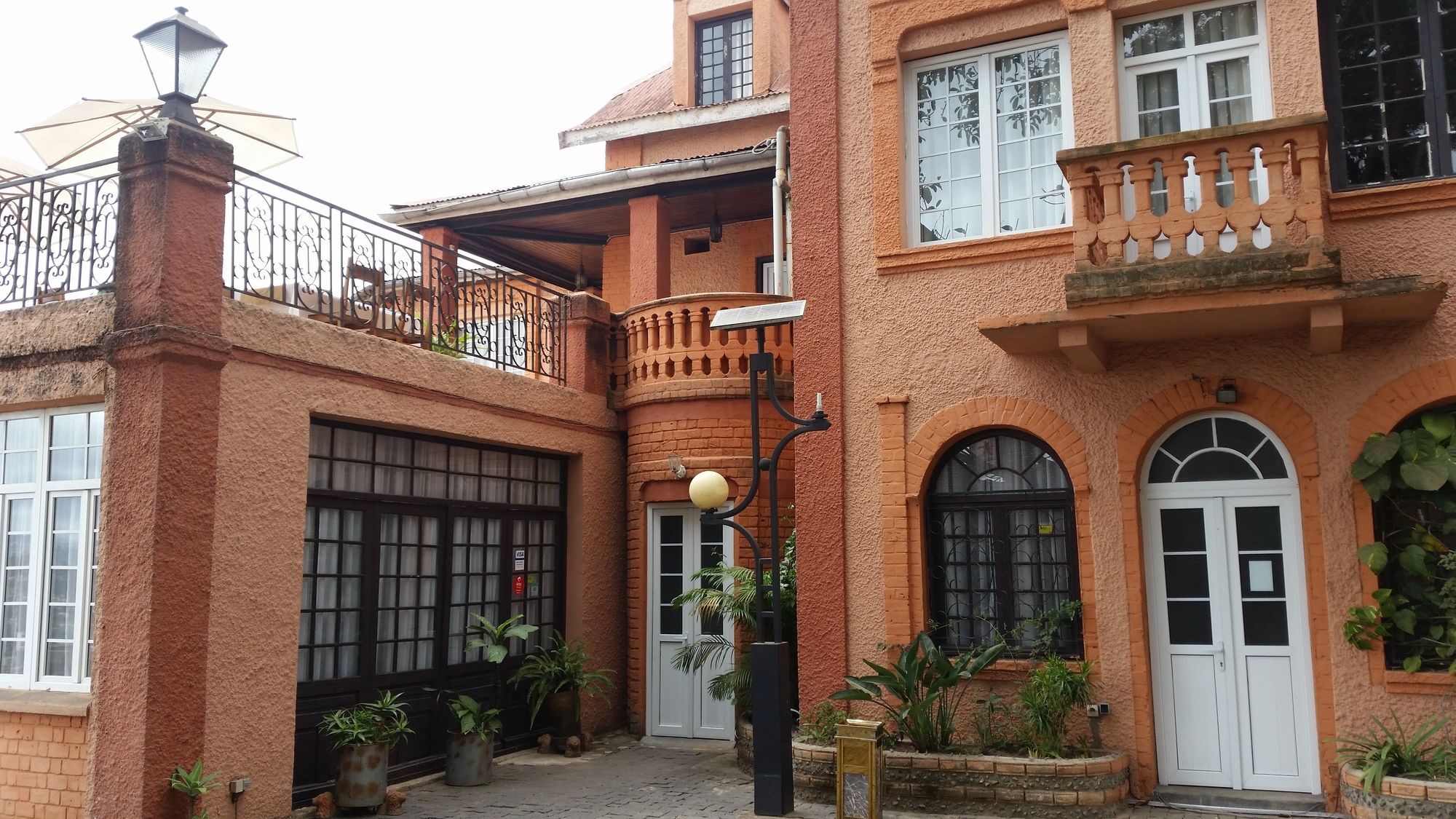 Relais De La Haute Ville Tana Antananarivo Exterior photo